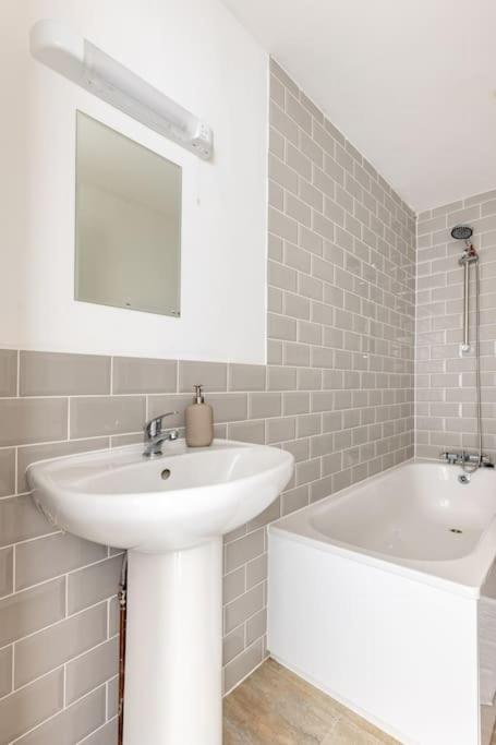 Apartamento Streatham Londres Exterior foto
